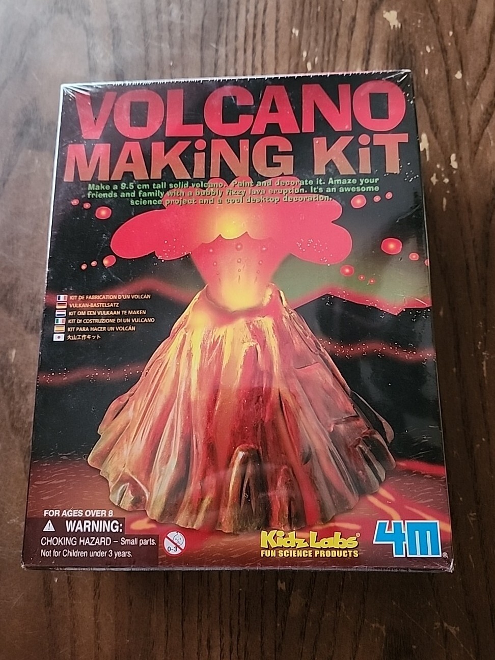 NEW 4M KIDZ LABS VOLCANO MAKING KIT Fun Science Project