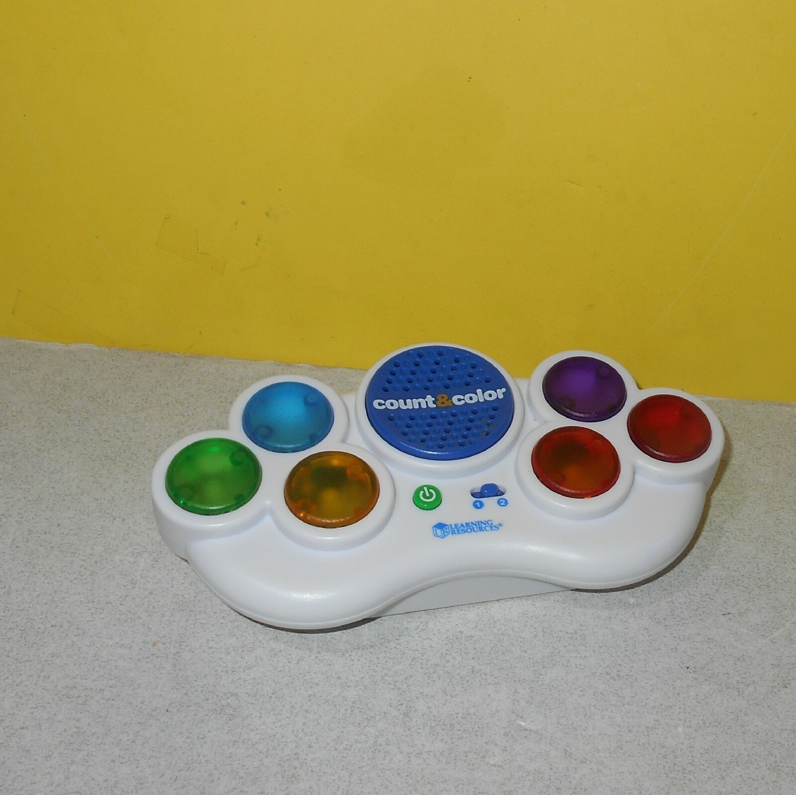 Count & Color Electronic Flash Handheld Game by Learning Resources Lights Sound