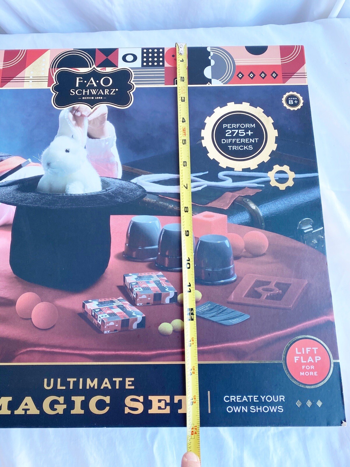 FAO Schwarz Ultimate Magic Set-Over 275 Tricks!! Original Price $80 New In box!