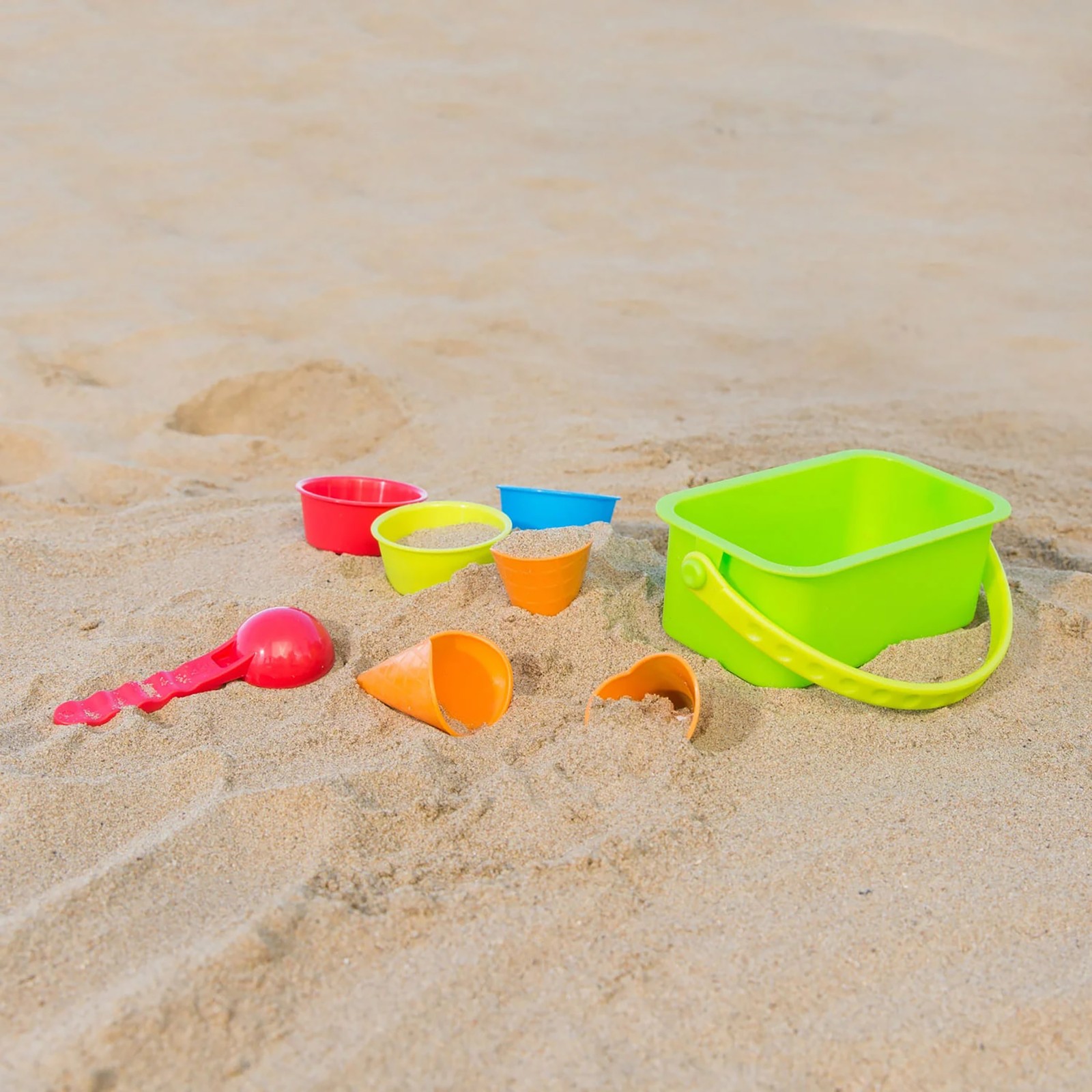Hape: Ice Cream Shop – 8pc Playset, Colorful Sand Molds, Beach Toy, Ages 18mo+