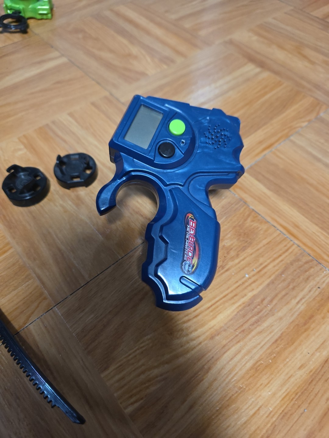 2010 Hasbro Beyblade Launcher Metal Masters – Beyblader Gear Rip Complete