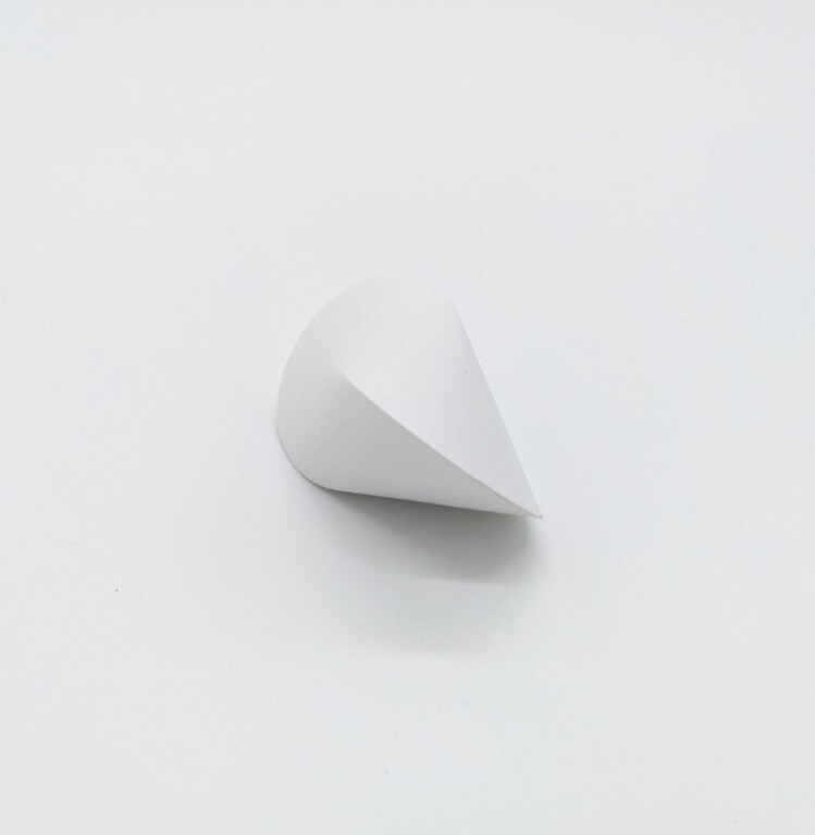 Oloid: A Stunning Resin Sculpture for Your Home
