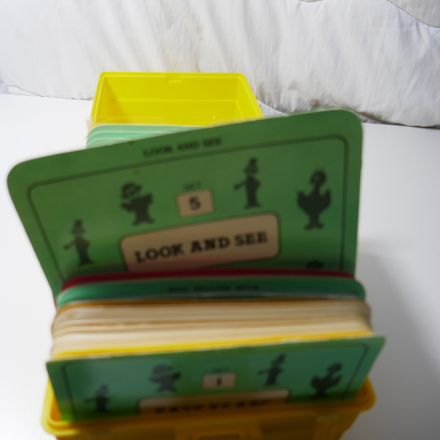 Sesame Street Early Learning Educational Games 1989 Cards W Yellow Storage Case