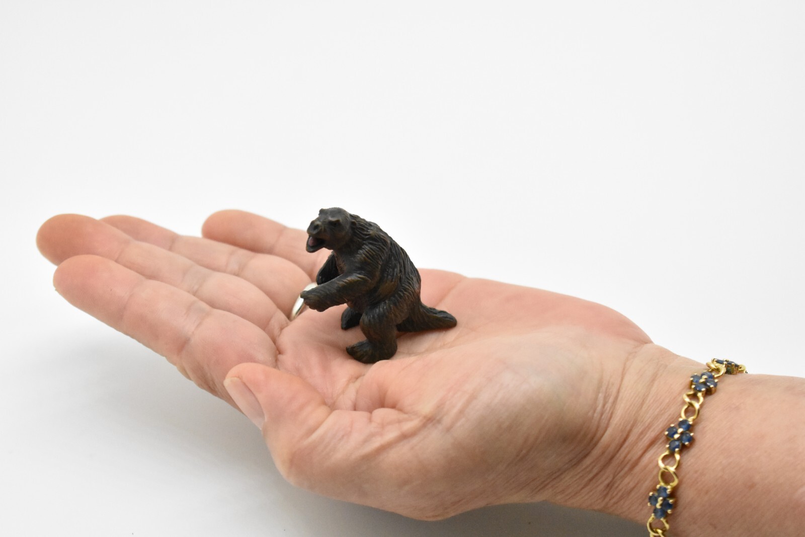 Megatherium, Giant Ground Sloth, Ice Age, Realistic Plastic Model Toy 2″ F3140