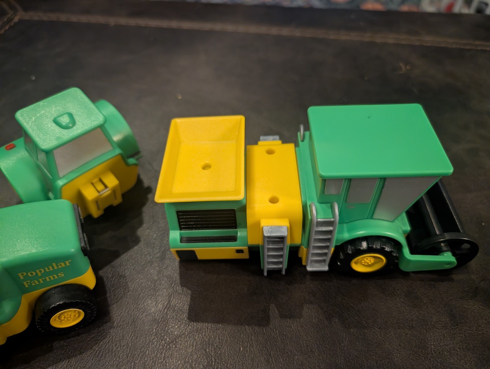 Popular Playthings Magnetic Mix or Match Farm Vehicles – Popular Farms