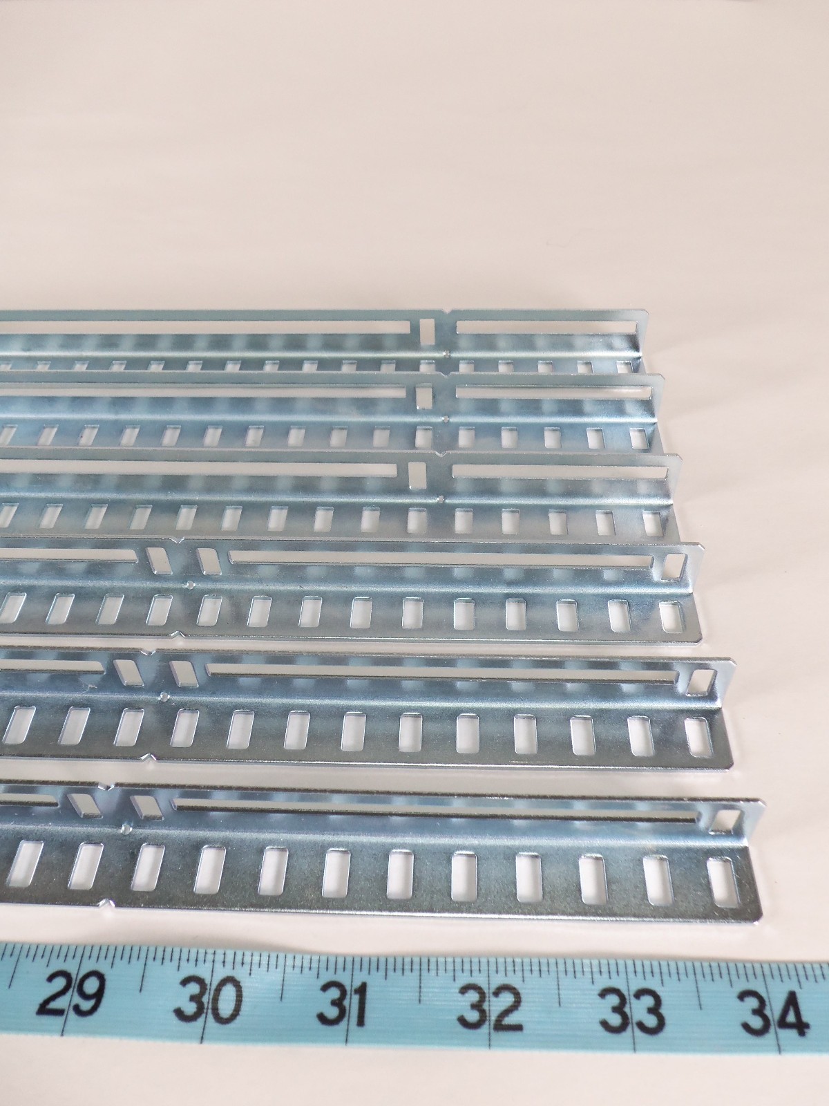 VEX Robotics EXP V5 Steel 1x1x30 Angle Rail Mixed Lot of 8 Pieces