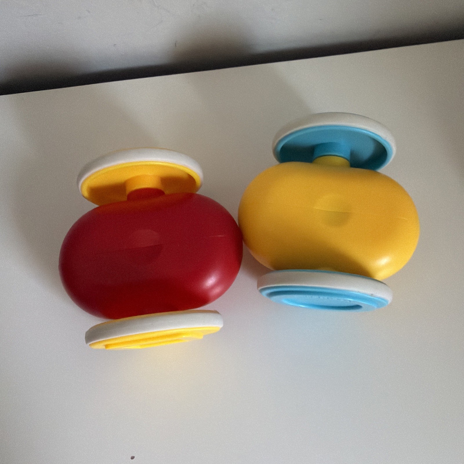 SmartMax My First Wobbly Cars STEM Magnetic Ball Face Head Red Yellow Car Wheels