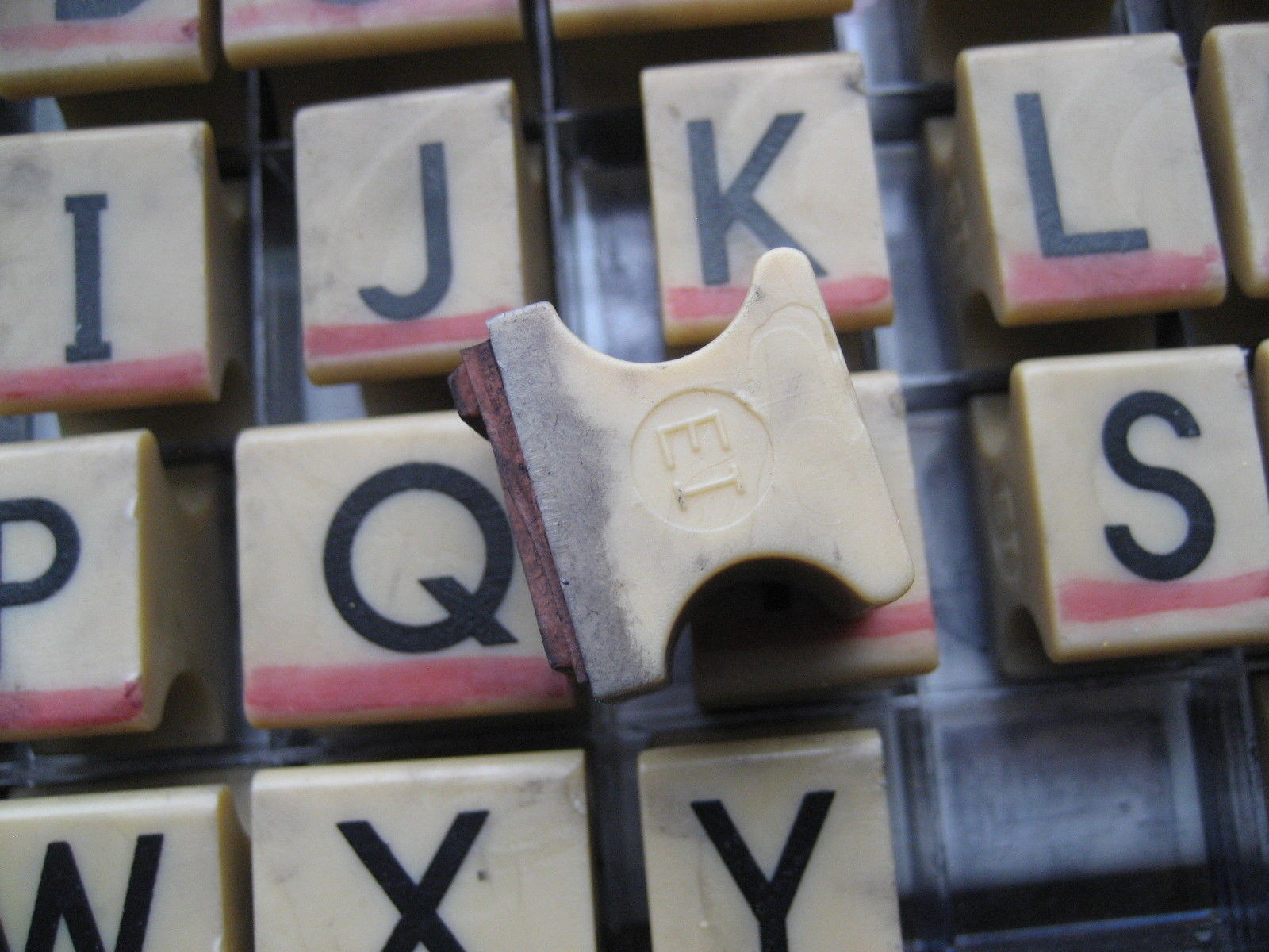 Uppercase Alphabet Stamps PLASTIC HANDLE Educational Insights TAIWAN