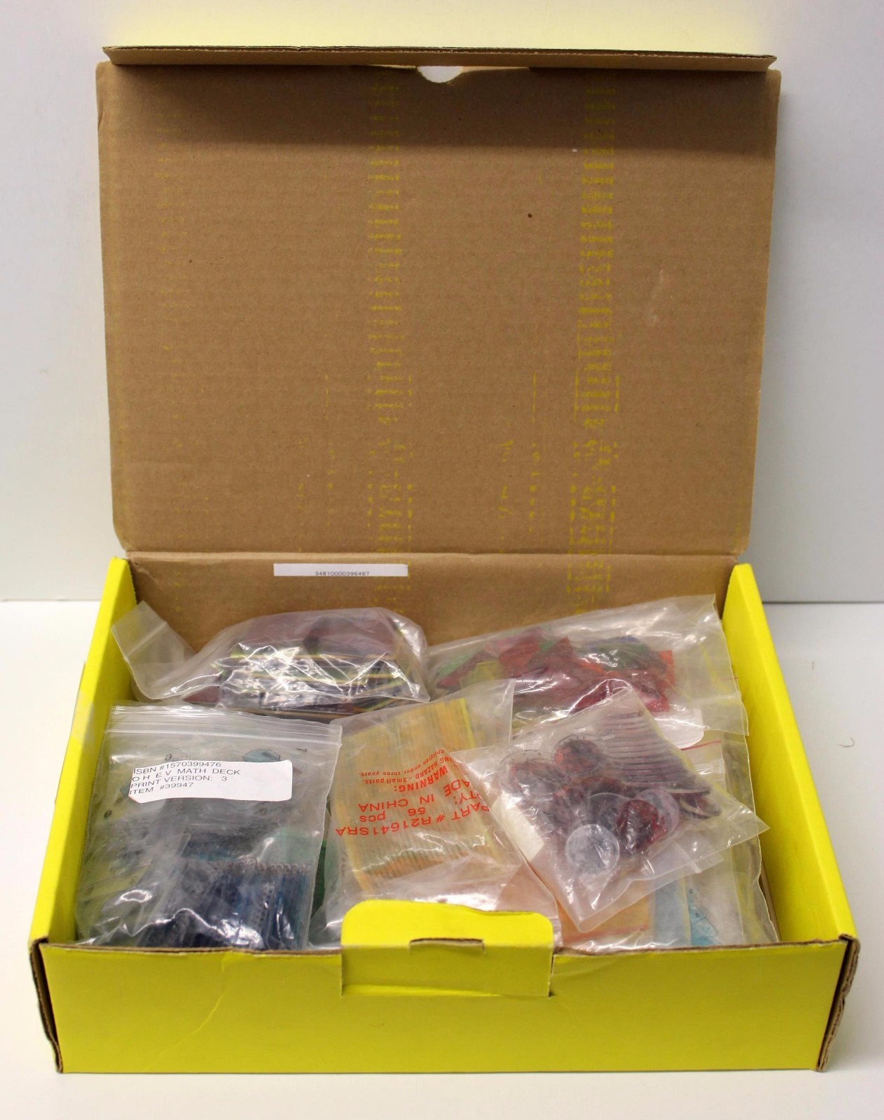 Everyday Mathematics K-6 10135 Second Edition Deluxe Overhead Manipulative Kit