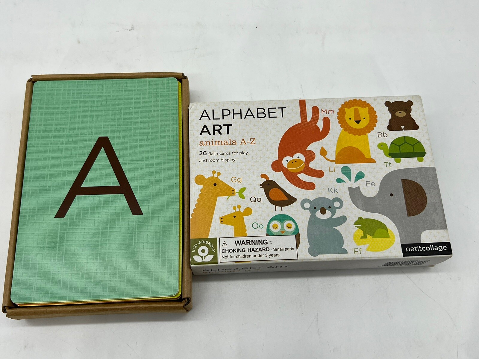 Petit Collage Alphabet Art On the Go A-Z 26 large flash cards Animals