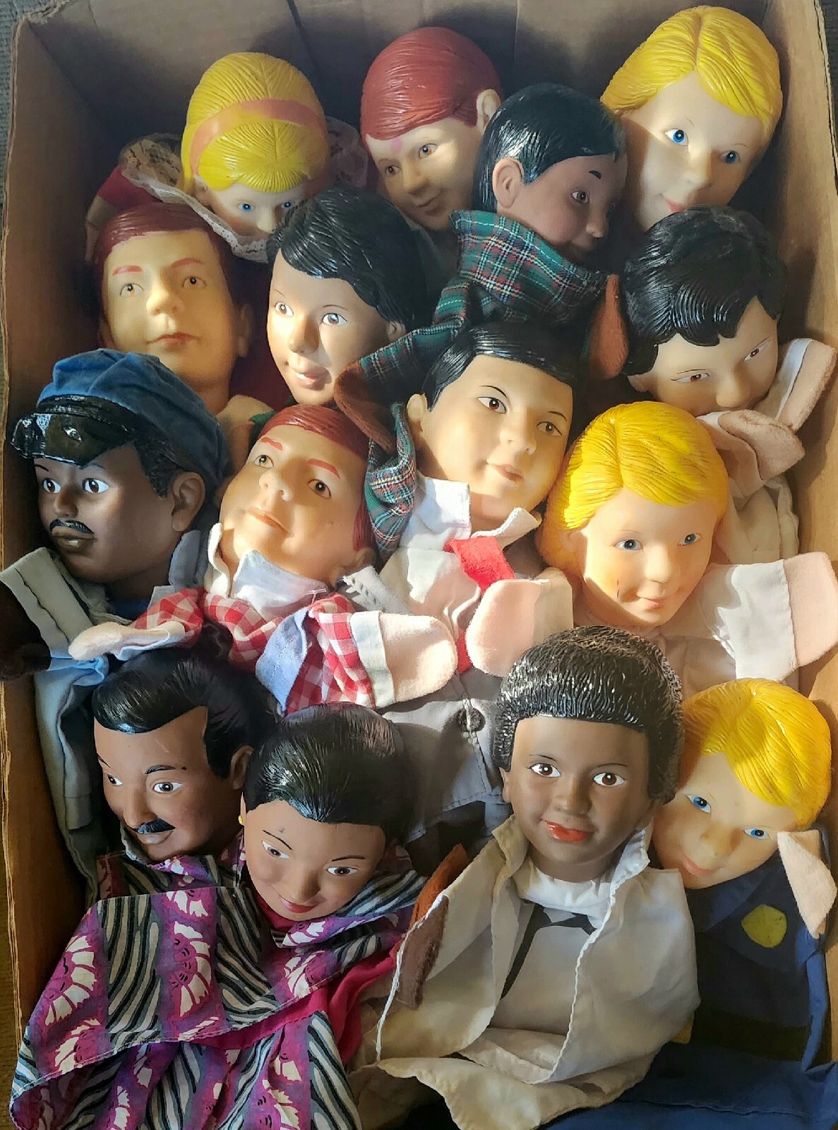 16 VTG. LEARNING RESOURCES MULTICULTURAL COMMUNITY HELPER PUPPET LOT, ROLE PLAY,