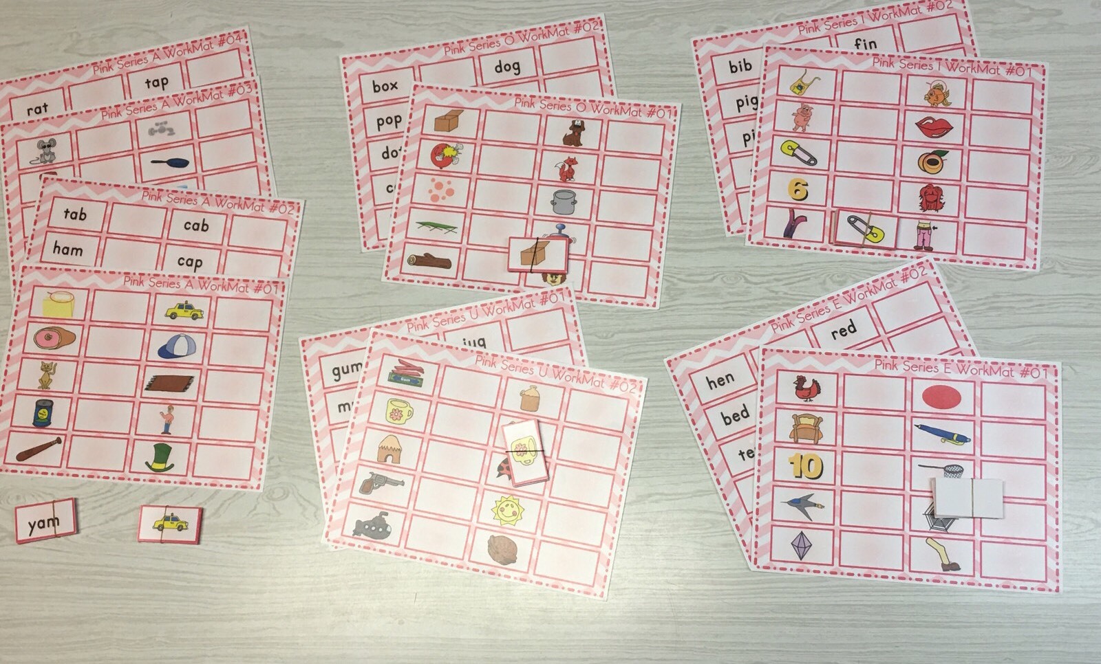 The Pink Series – Complete – Vowel Set – Laminated Mats And Card Sets Montessori