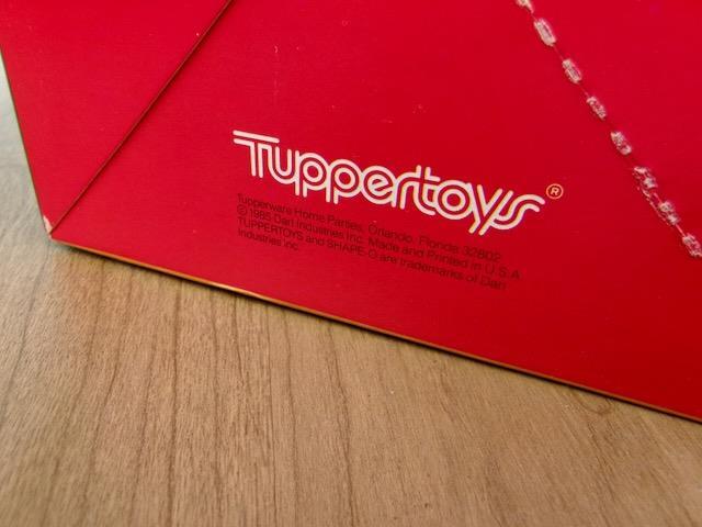 TUPPERWARE TUPPERTOYS SHAPE-0 TOY SORTER RED & BLUE YELLOW SHAPES