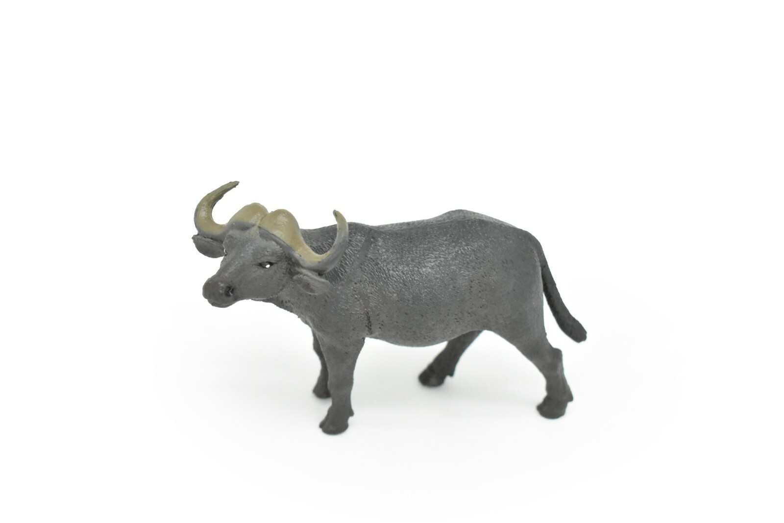 Cape Buffalo, Figure, Model, Plastic Replica, Realistic Hand Painted Toy 4 1/2″