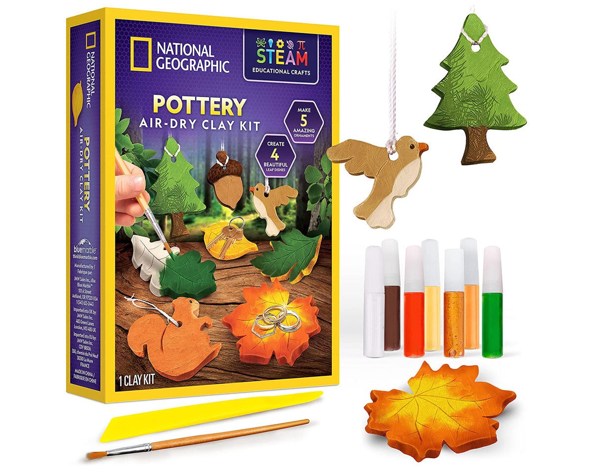 Blue Marble National Geographic Ornament Air-Dry Clay Kit [DWDRTCLAYORN]
