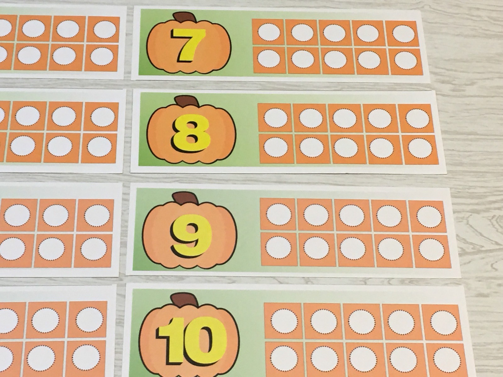 Halloween – Pumpkin Ten-Frames – Laminated Activity Set – Teaching Supplies