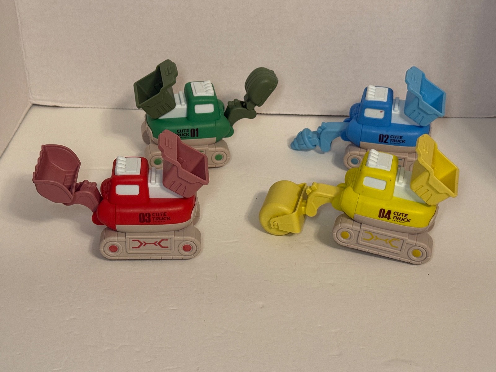 Construction Vehicle Toy Set,Durable Inertia-Powered Press and Go Engineering