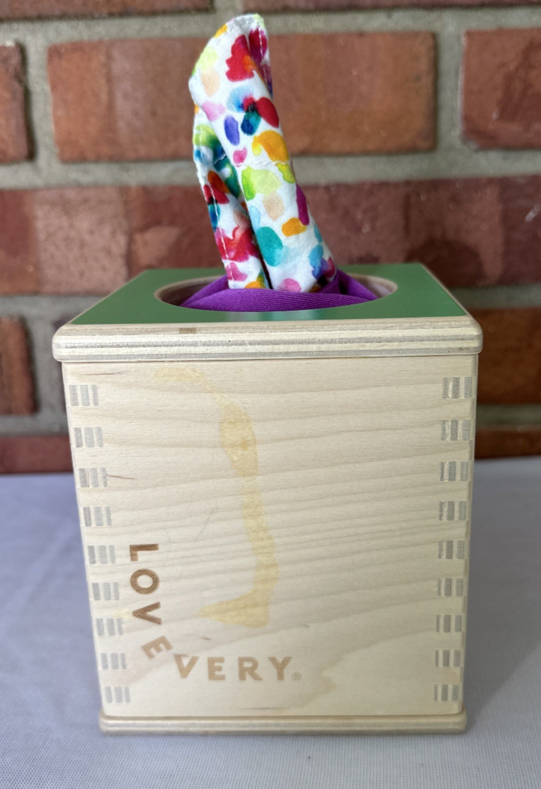 Lovevery Magic Tissue Box 7 Tissues Sensory Montessori Kit 6-12 Months