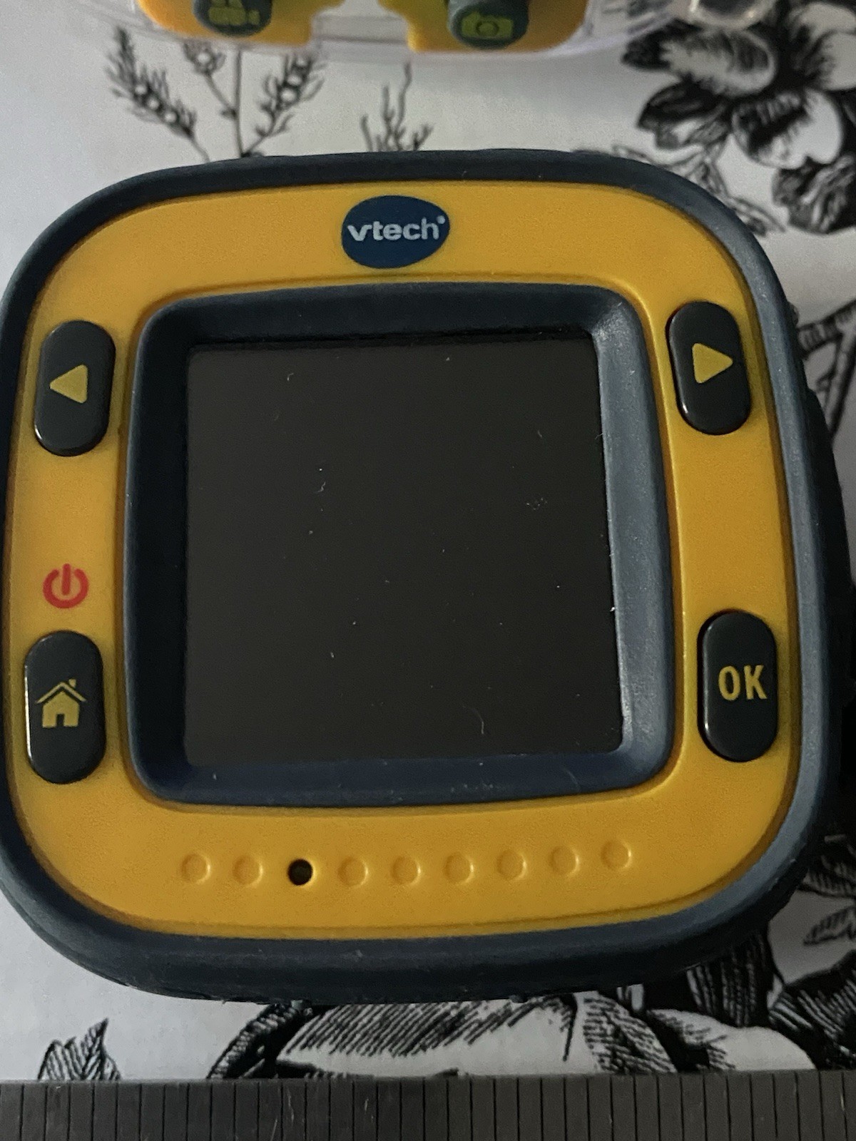 Yellow Vtech action camera and Waterproof Case Preowned (tested ) No SD Card