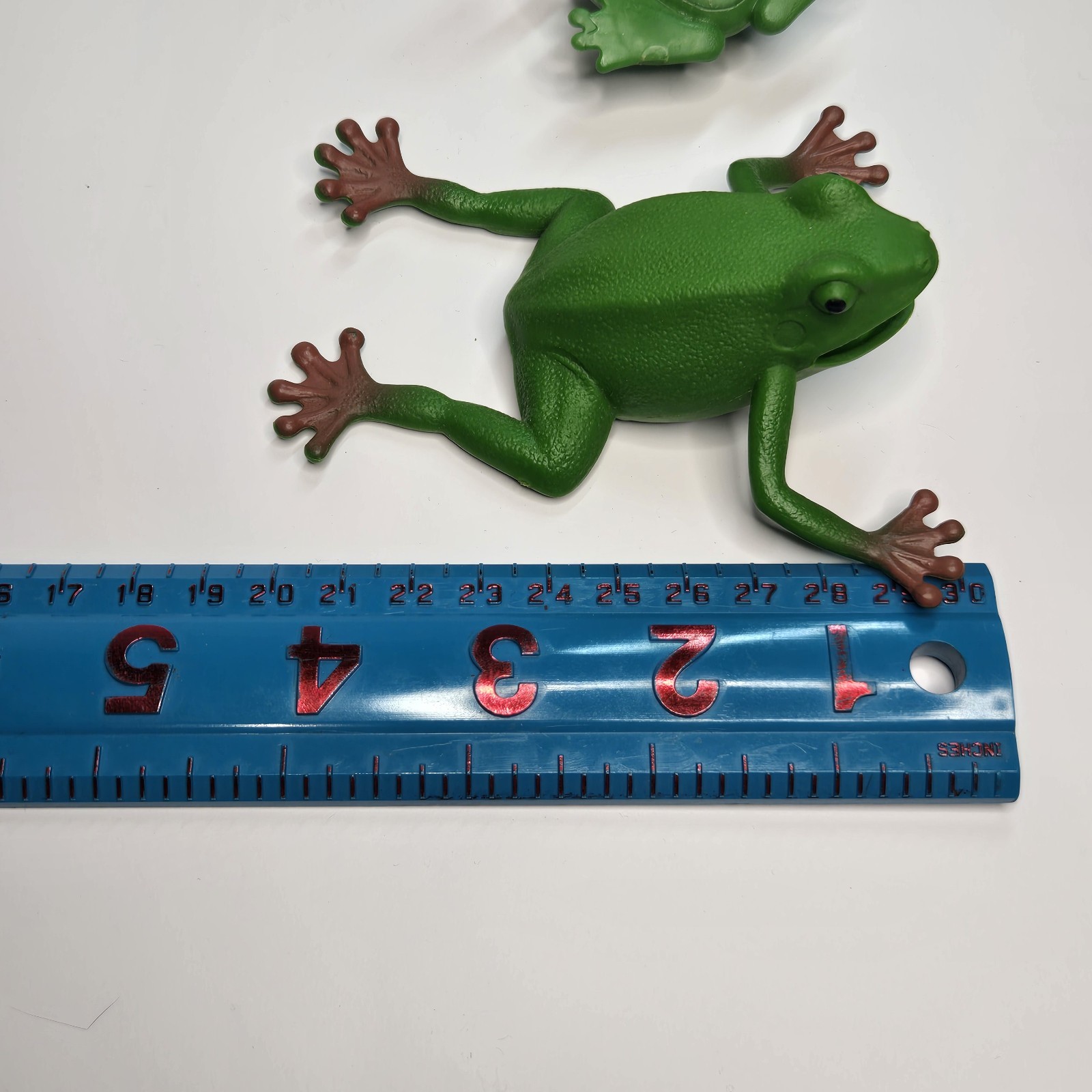 Tree Frog Toy Figure Lot Ja-Ru Animal Replicas PVC 4.25in Jaru