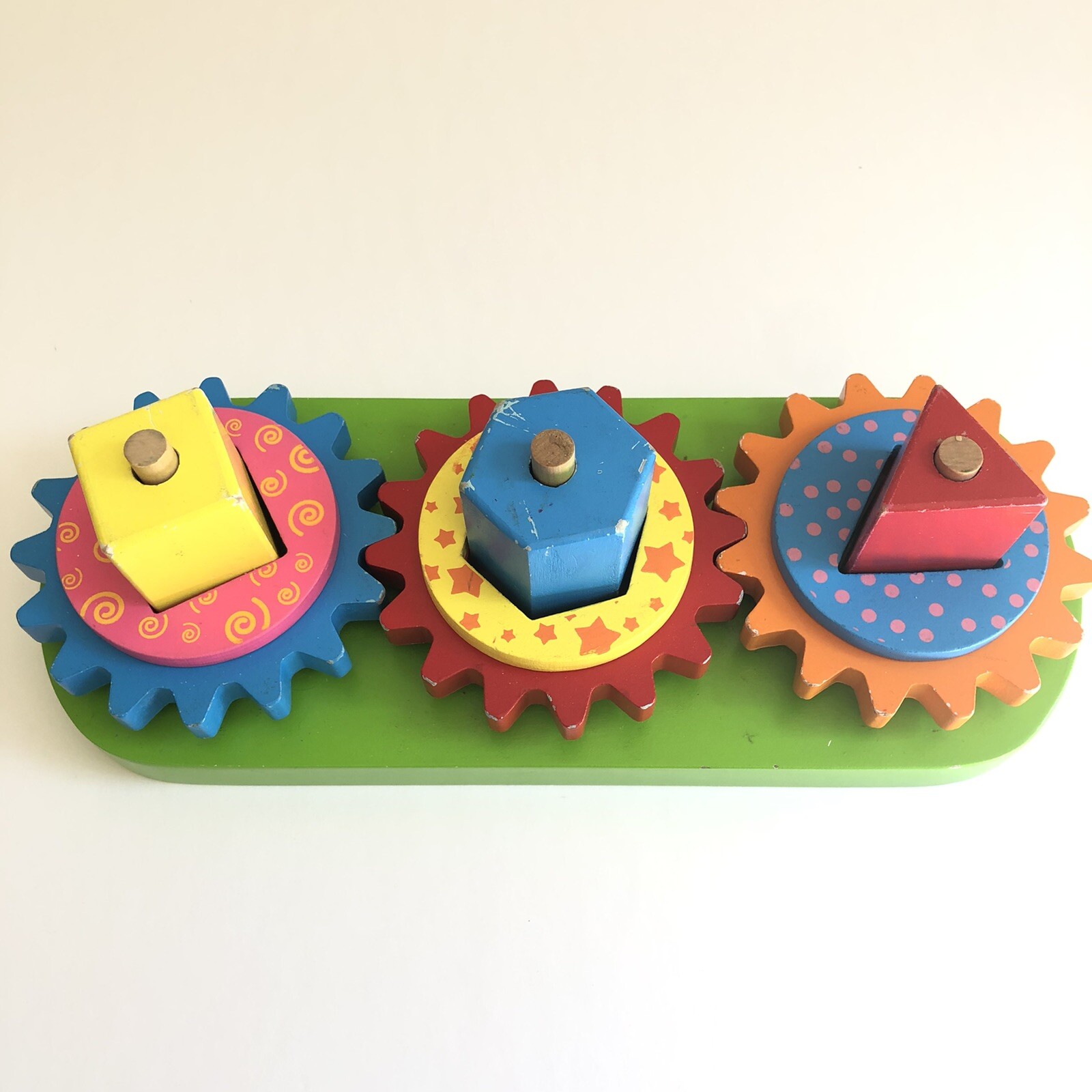 The Original Toy Company Solid Hardwood Geometric Blocks and Gears – 425535