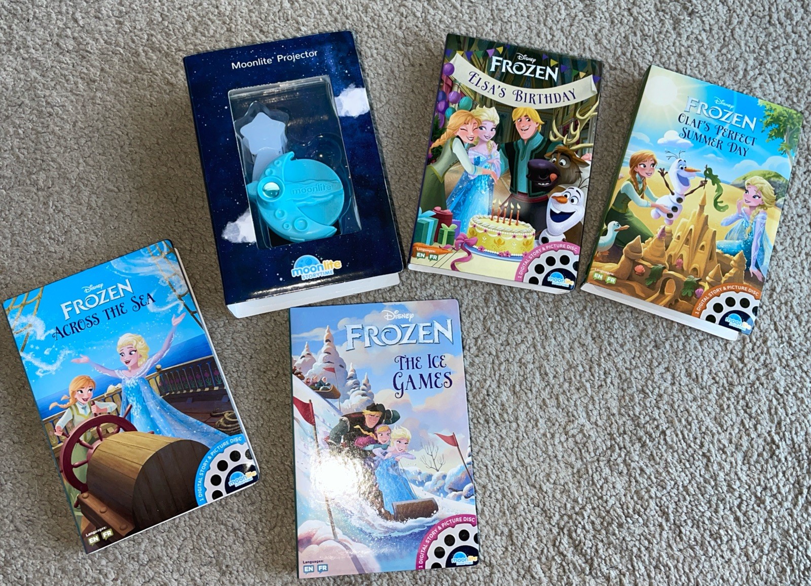 Disney Moonlite Story Time Projector & Frozen Lot Of 4 Disk Sets In Cases