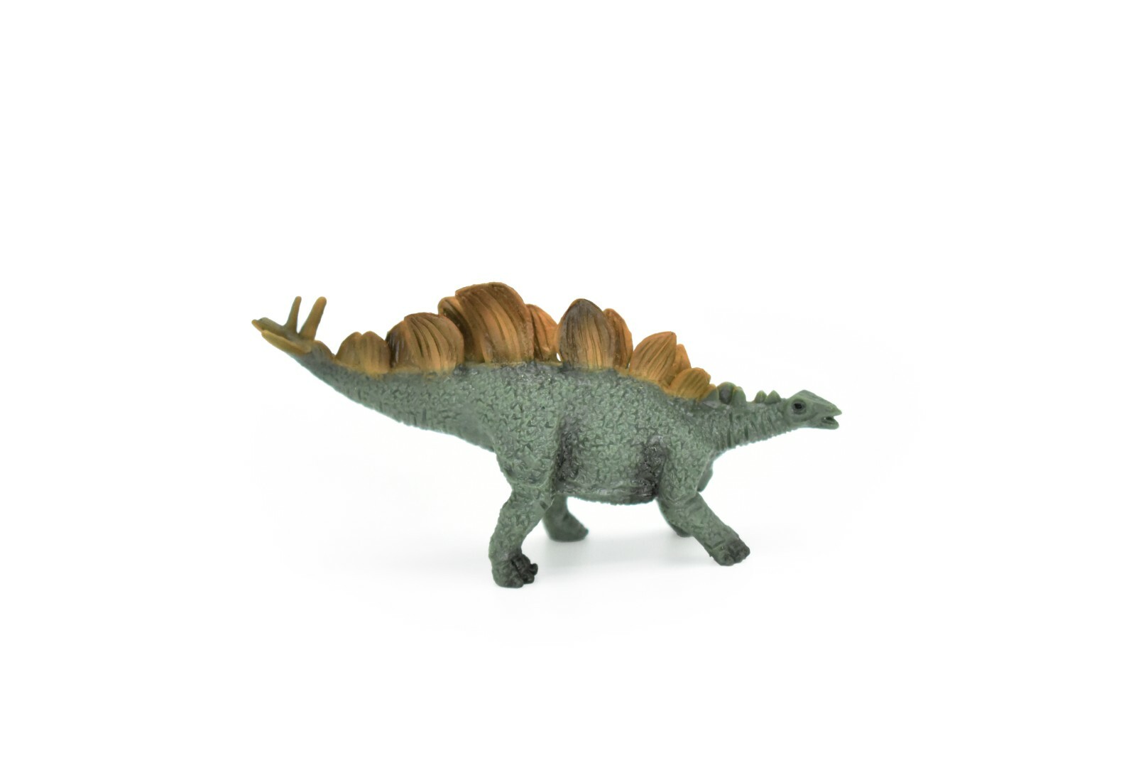 Stegosaurus Dinosaur, Very Nice Plastic Replica 3″ F8114-B117