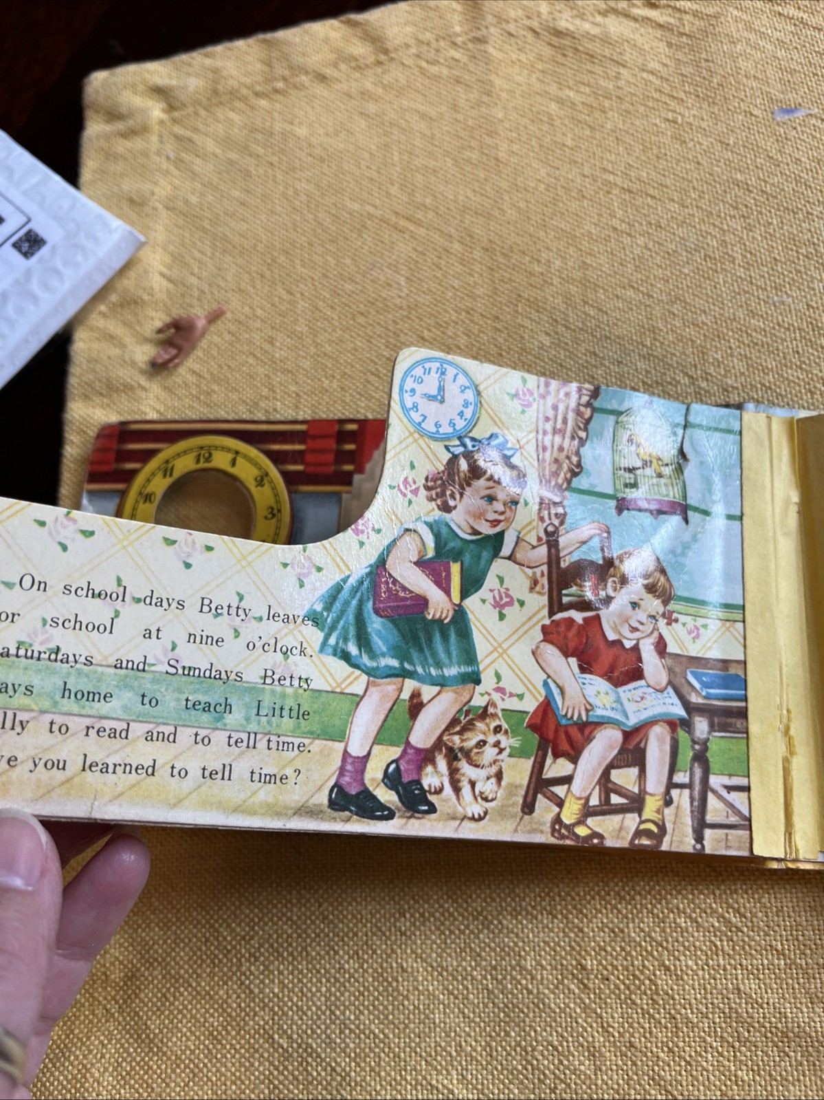 VTG “Talking” Kiddie Book Playtime Clock Children’s Board Book
