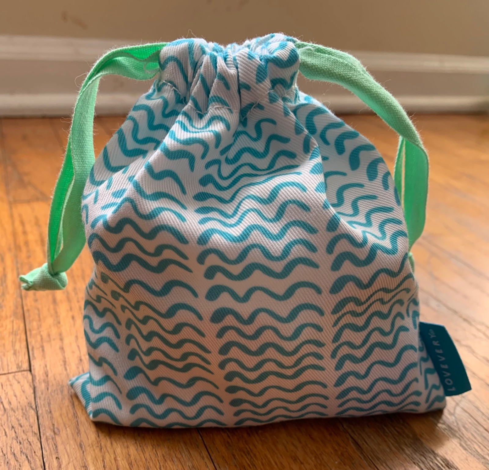 Lovevery Threadable Bead Kit & Drawstring Bag [Adventurer 16-18 Months]