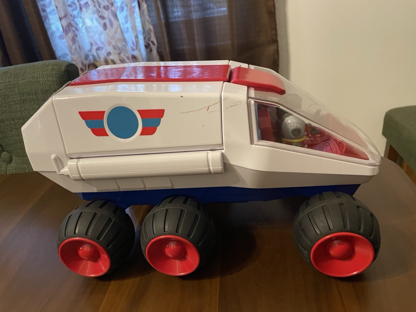 Lakeshore Learn & Play Explore Rover Space Vehicle Complete With 2 Figures