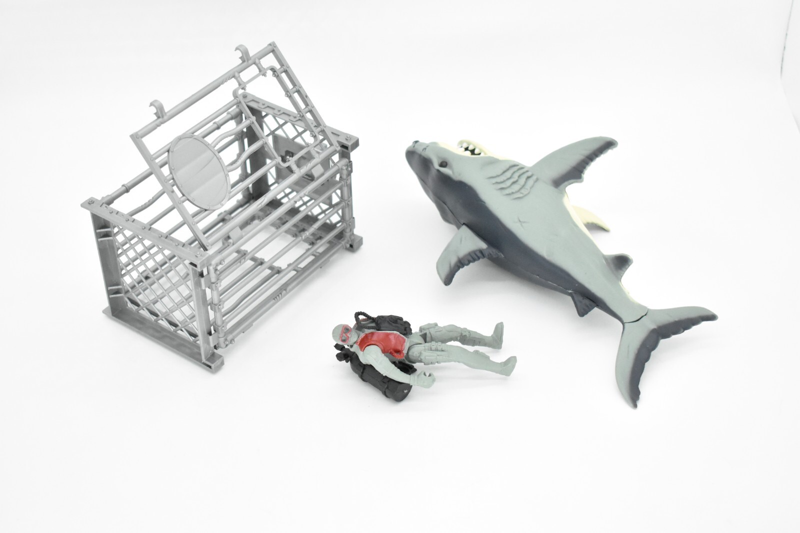 Shark Cage Diver and Cage Rubber Set Toys, Model Realistic Ocean Action Figures