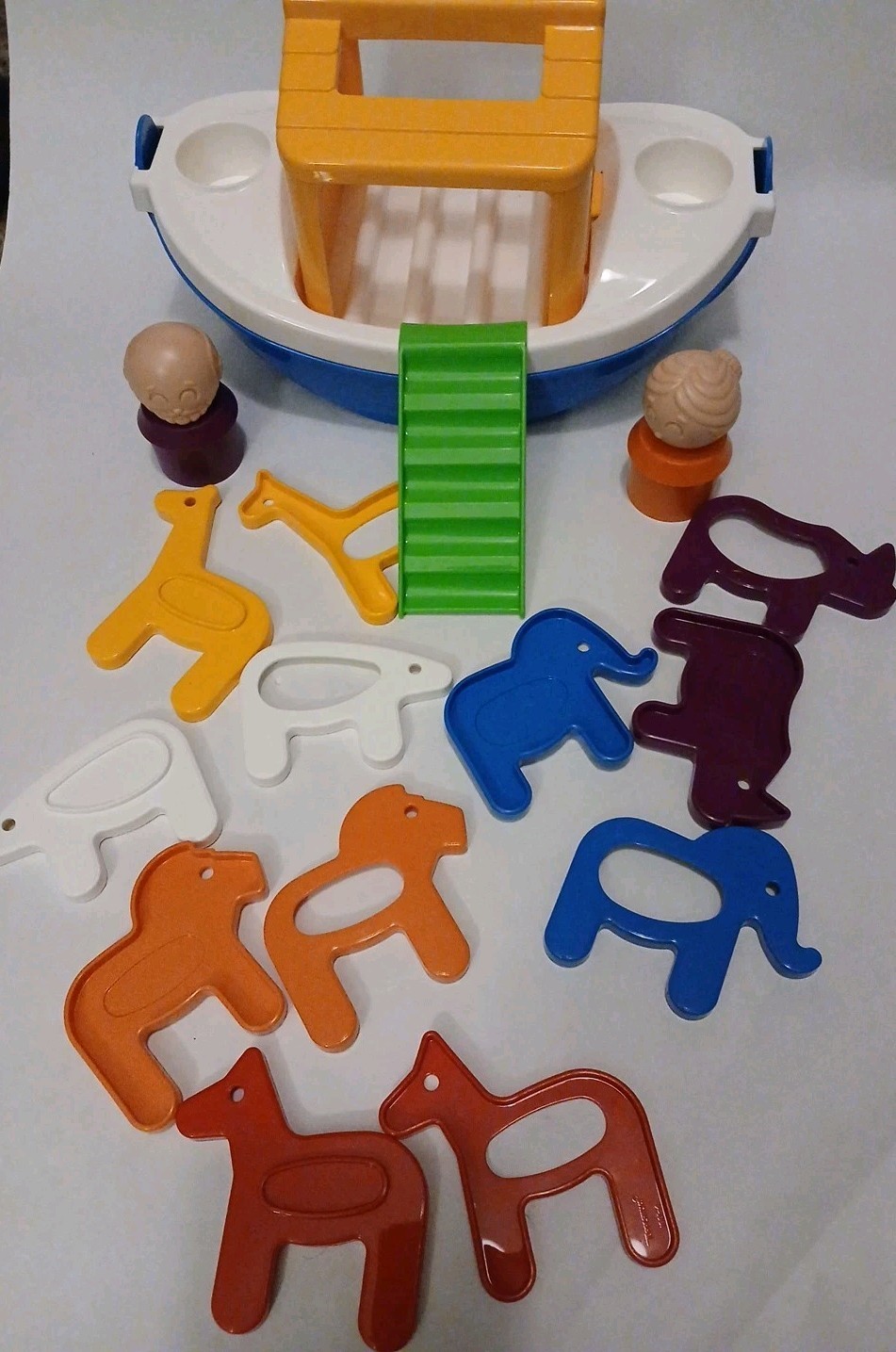 [COL] 1960’s Tupperware Noah’s Ark Complete