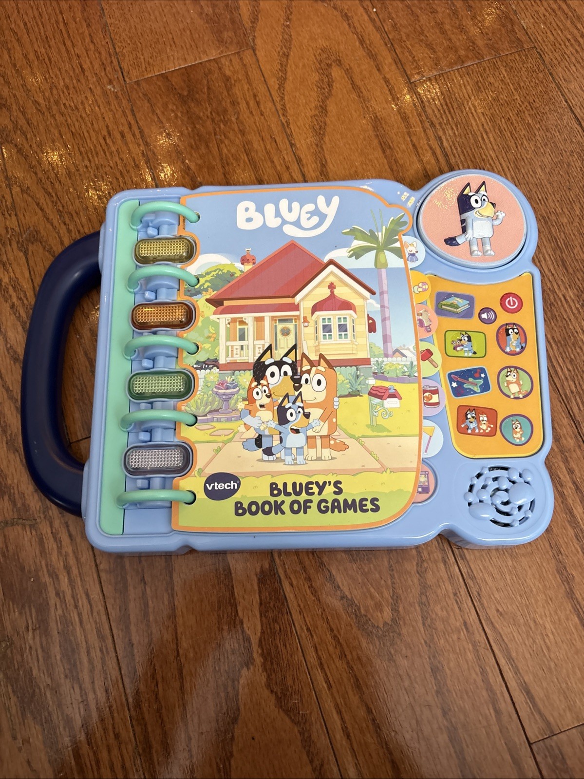 VTech Bluey’s Book of Games Interactive Pretend-Play Book for Preschoolers-works