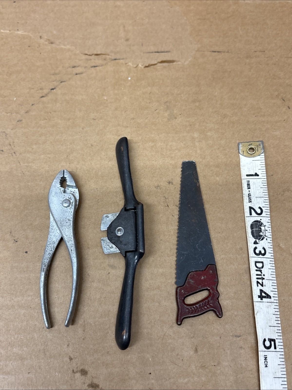 Lot of Vintage Kids Tools, miniature versions, realistic, lot of metal parts