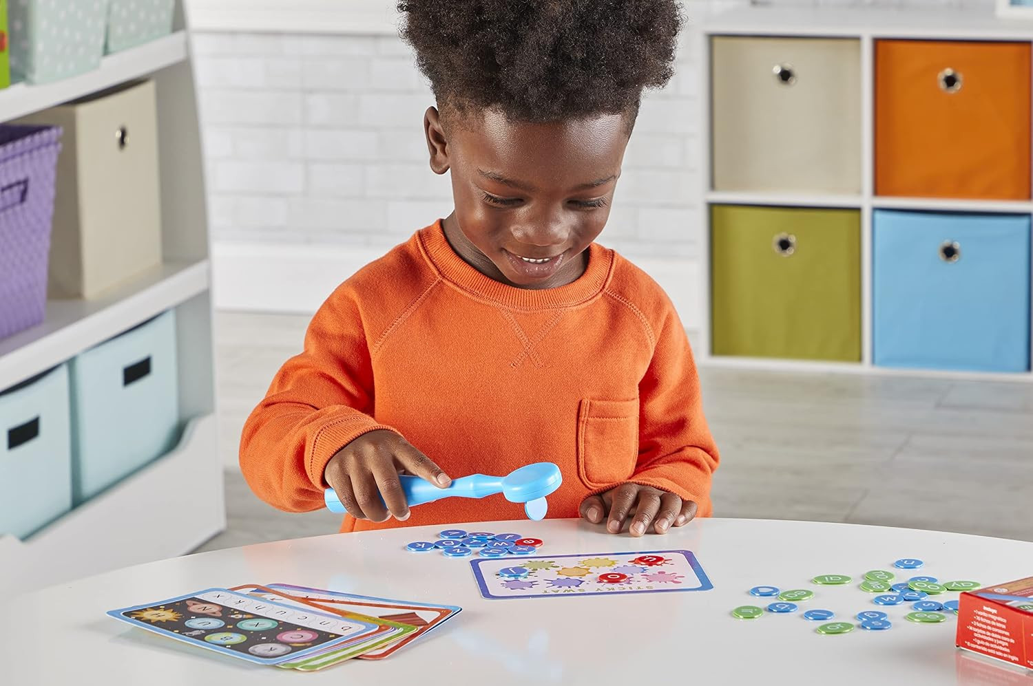 Hand2Mind Reading Readiness Activity Set, Magnetic Wands and Chip Set, Learn to