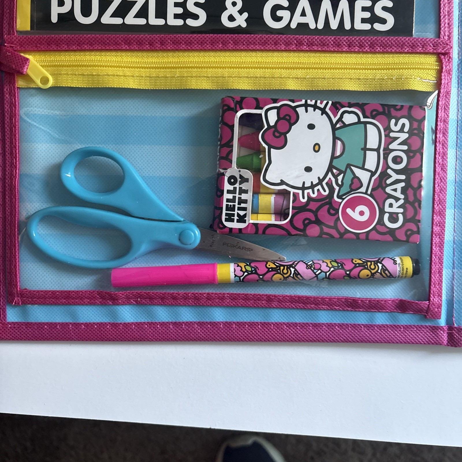 Hello Kitty Tri Fold Activity Storage Case with 3 activity books Pre-Owned