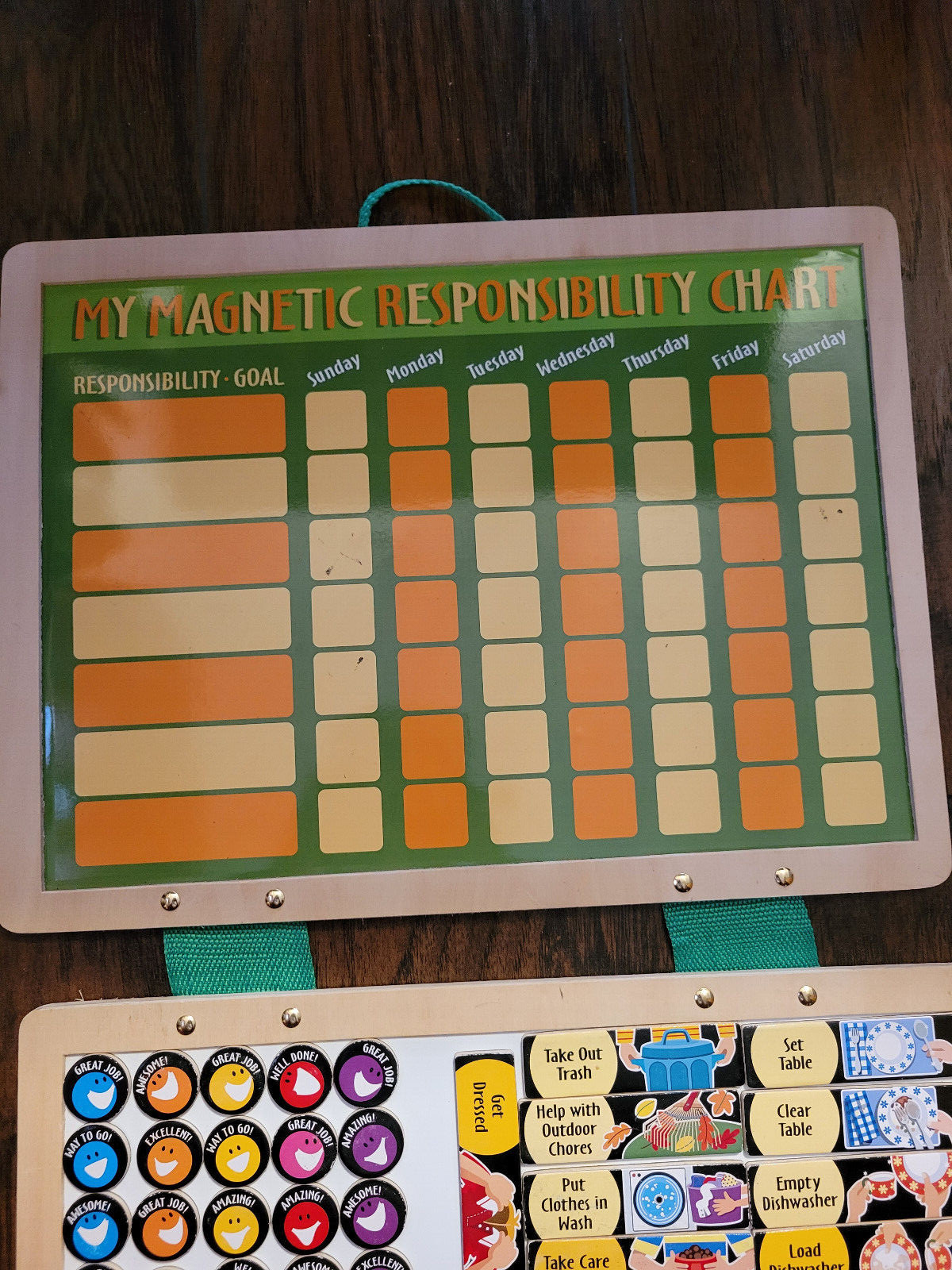 Melissa & Doug Magnetic Responsibility Chore Chart/White Board w/Magnets Age 3+