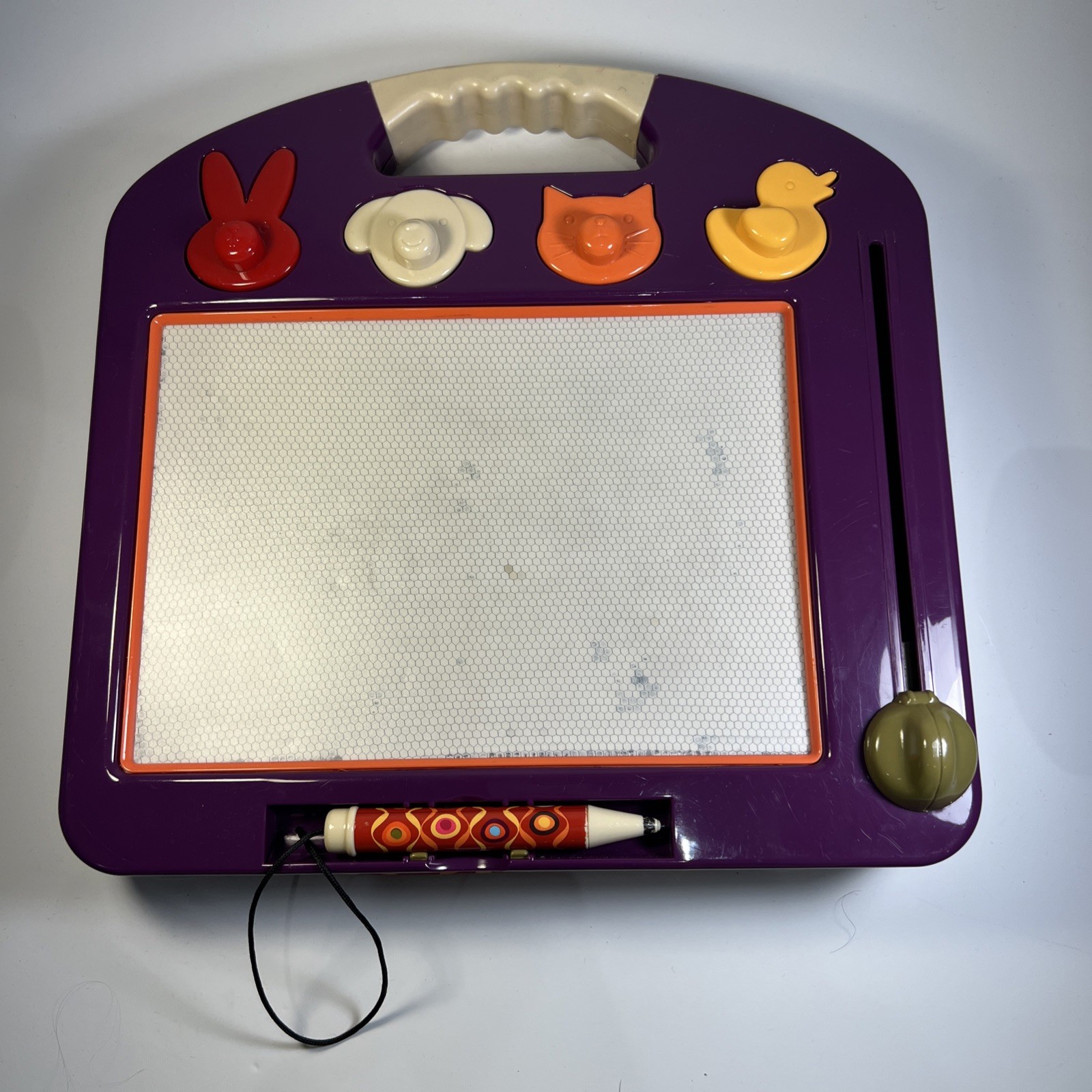 B. Toys Toulouse Laptrec Magnetic Drawing Board Sketch Pad Toy With Stamps