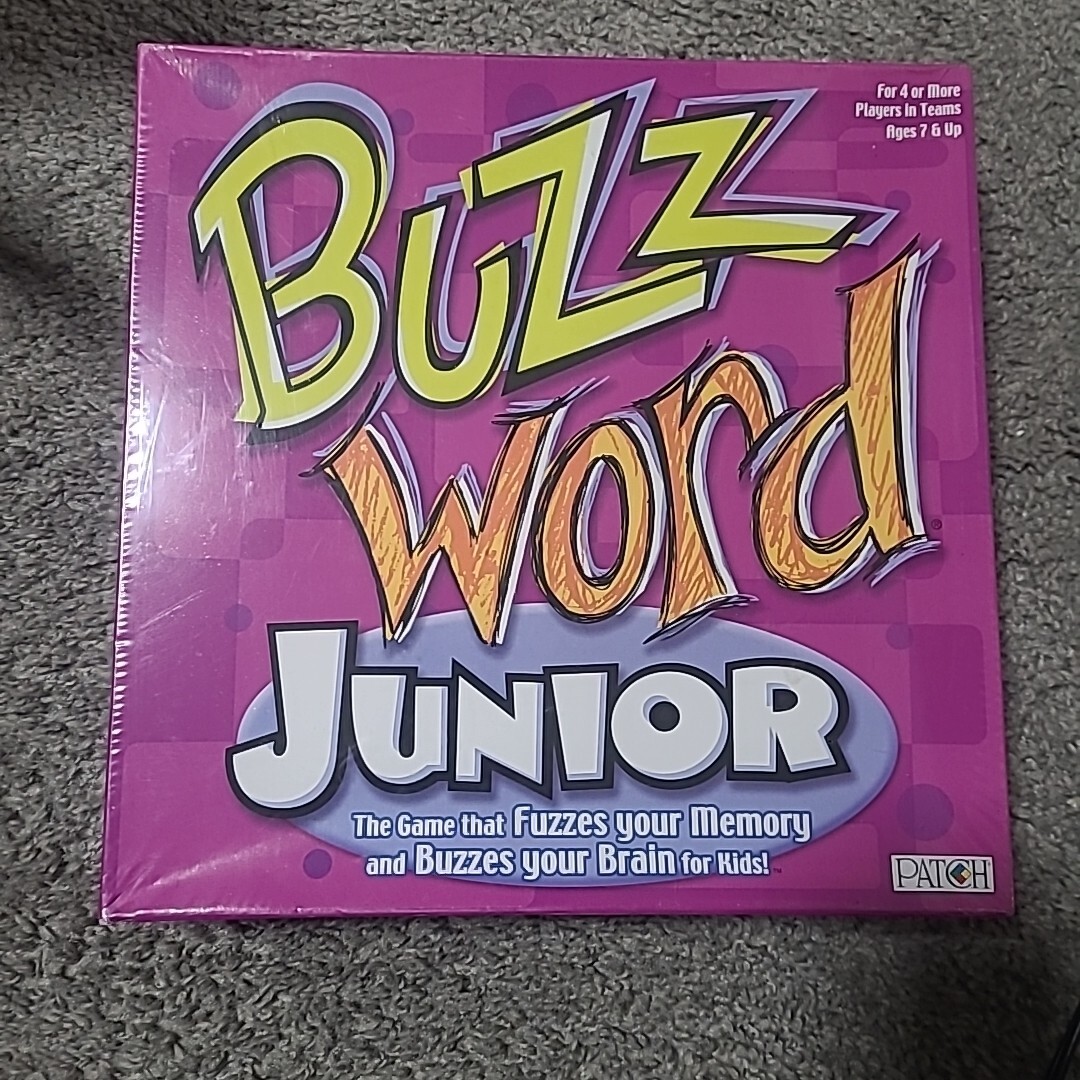 Buzz Word Junior Board Family Fun Game Memory. NEW SEALED