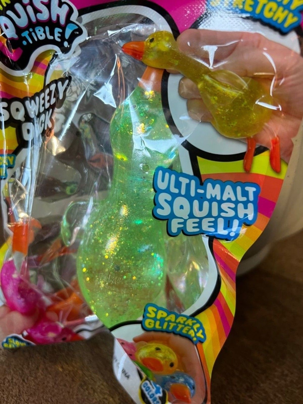 Ja-Ru Sqweezy Duck Kids Toy – GreenSparkly Squish