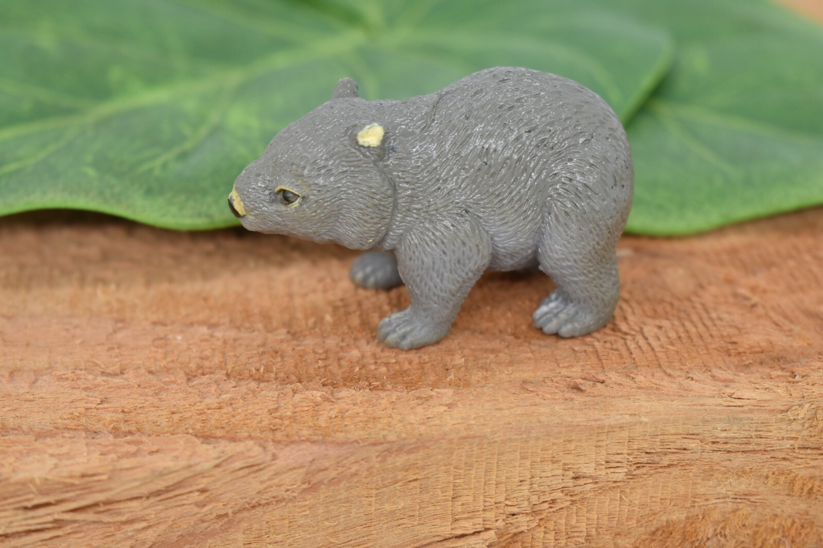 Wombat, ~ Very Nice Plastic Replica 2″ ~ F1090-B170