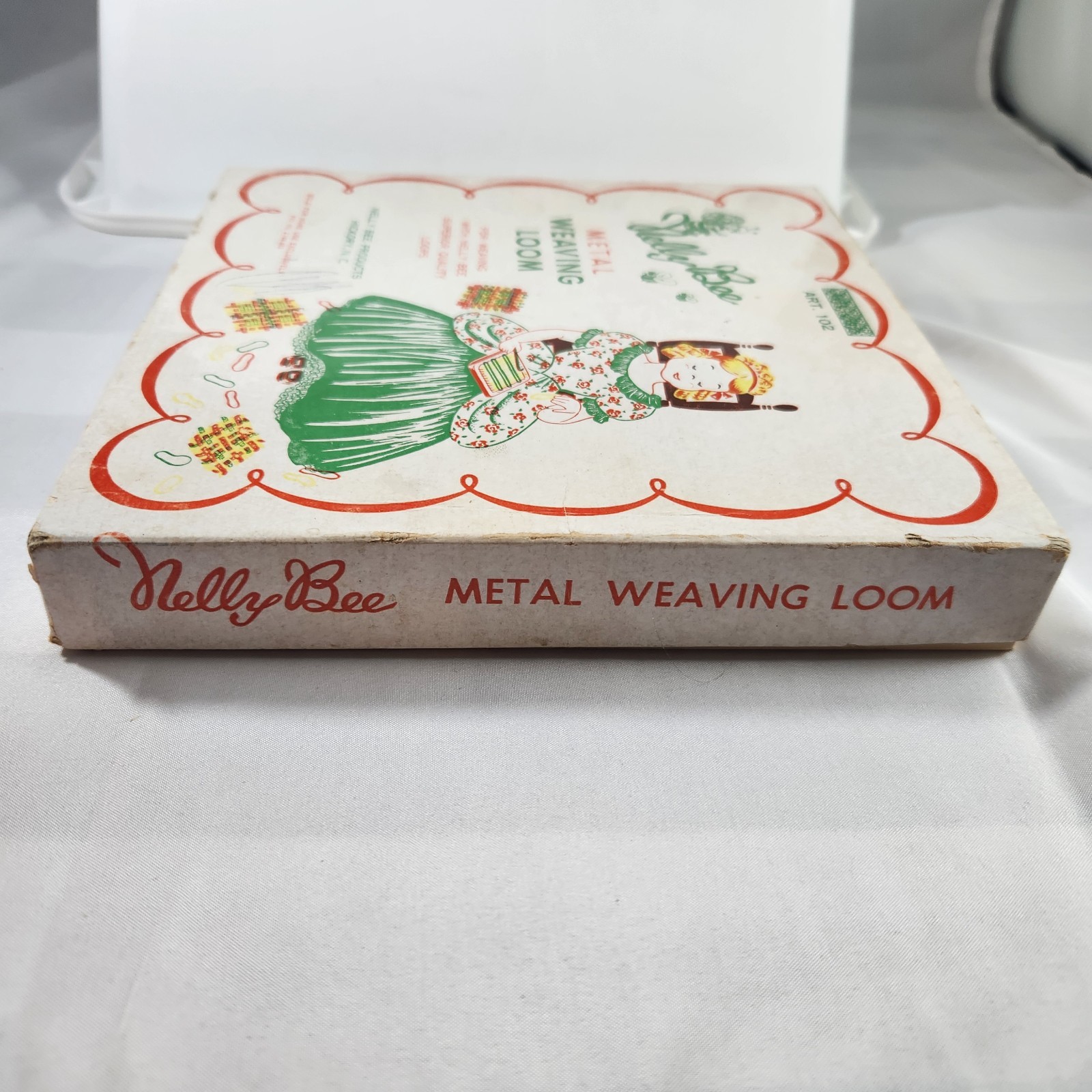 Nelly Bee Product Vintage Metal Weaving Loom Art 102