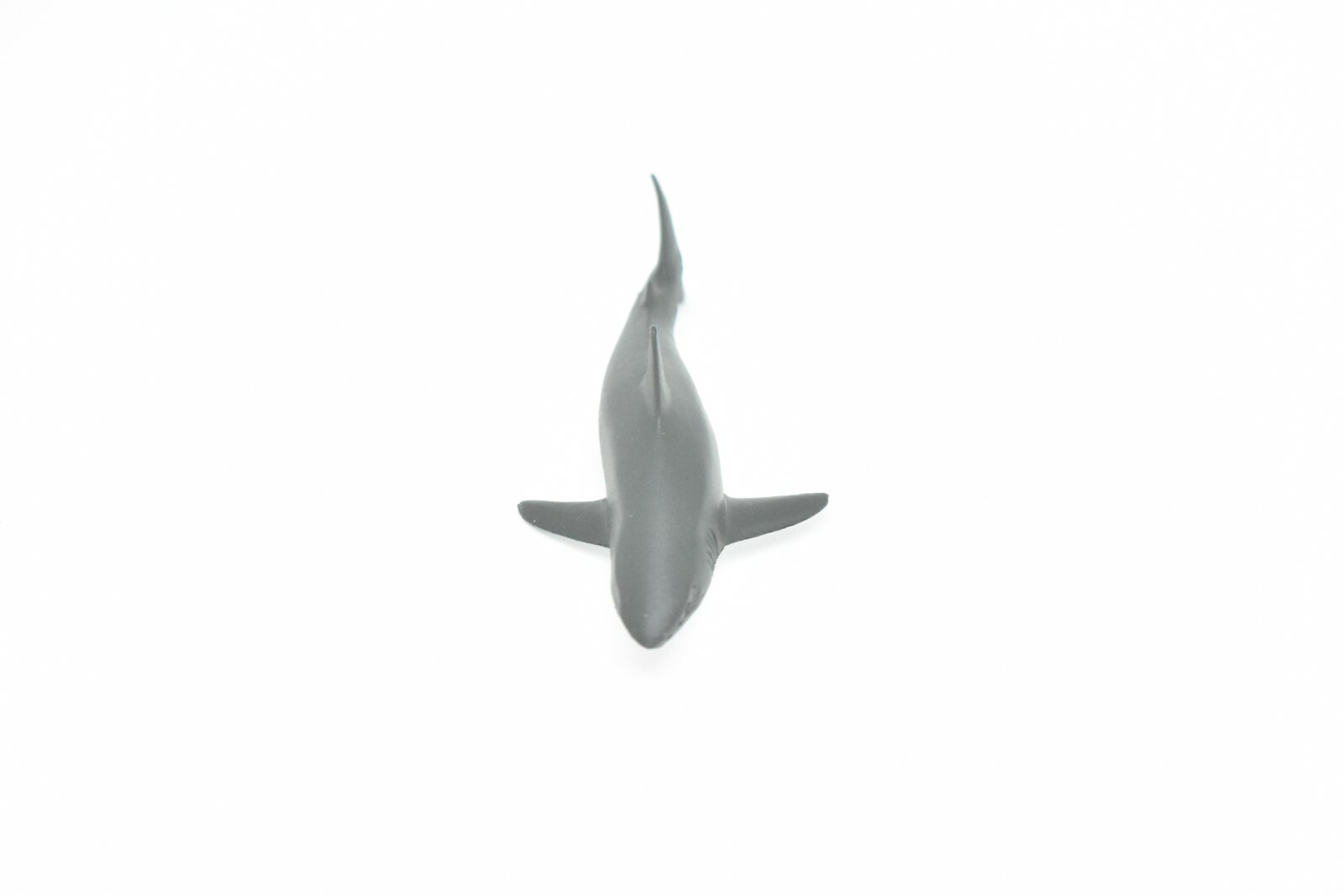 Great White Shark, Very Nice Plastic Replica 3″ – F1010 B118