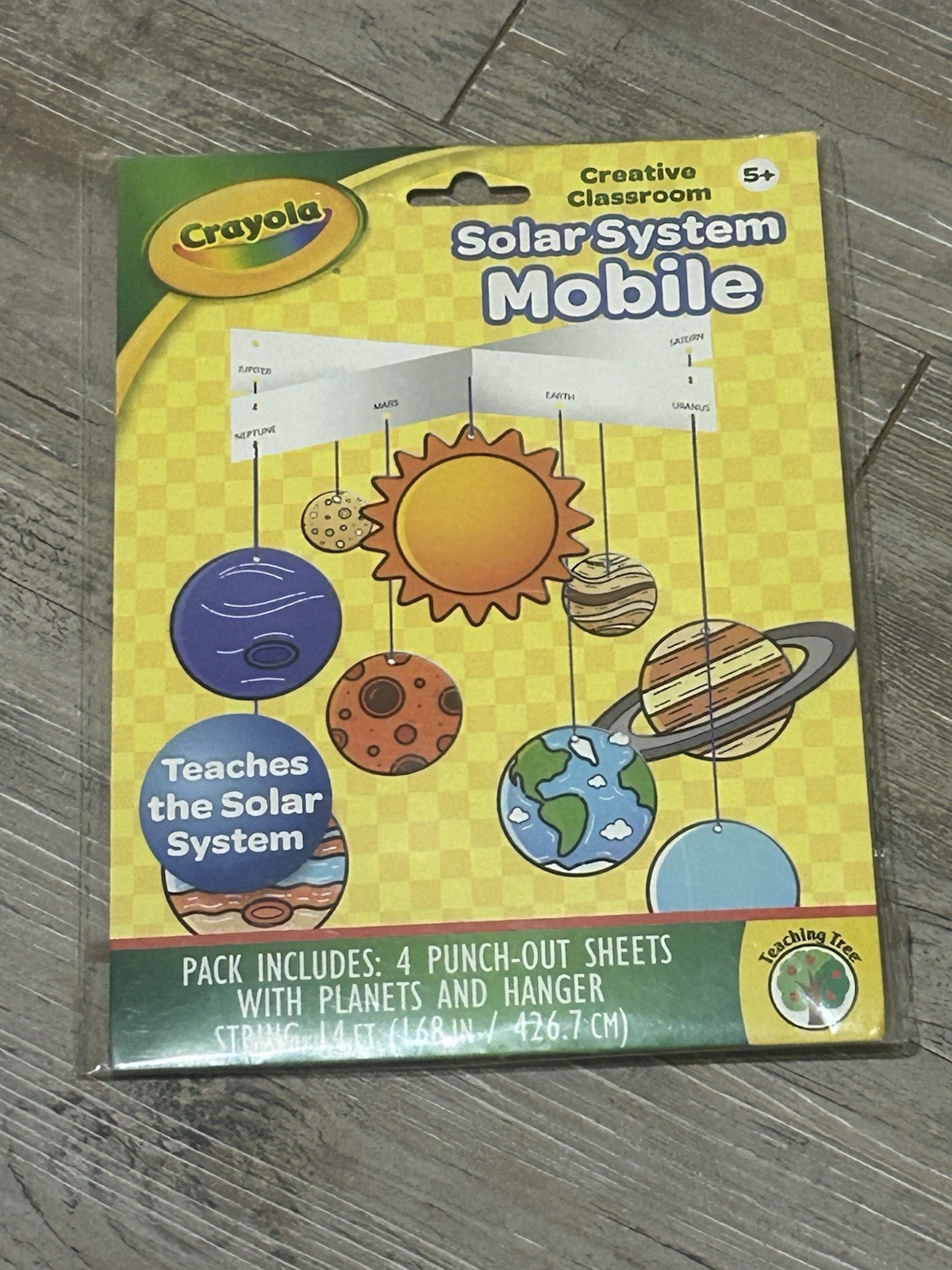 Crayola Solar System Mobile Kit Creative Classroom Teaching Tree Planets DIY