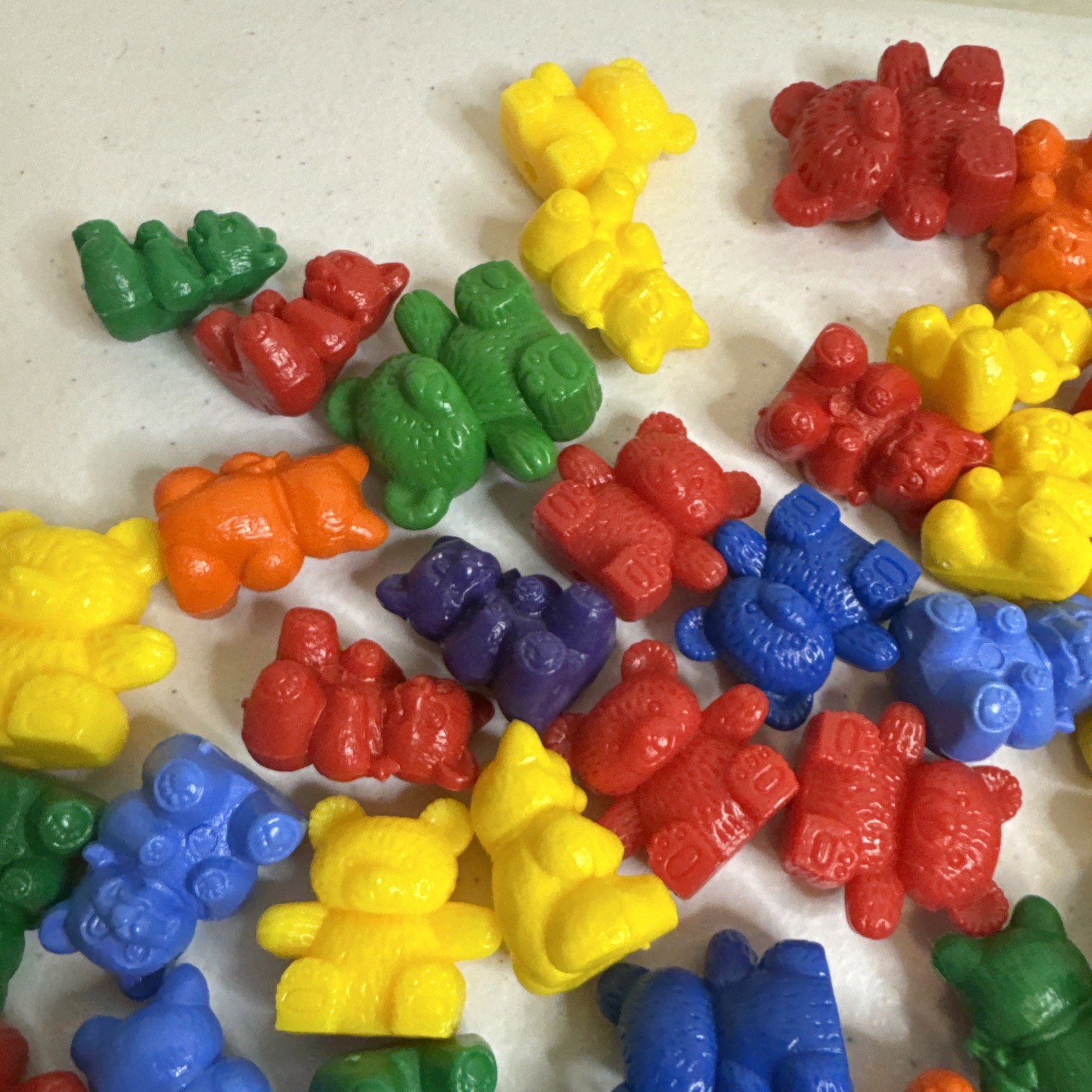 Counting and Sorting Bears 156 Home School Green Yellow Blue Red Purple Orange