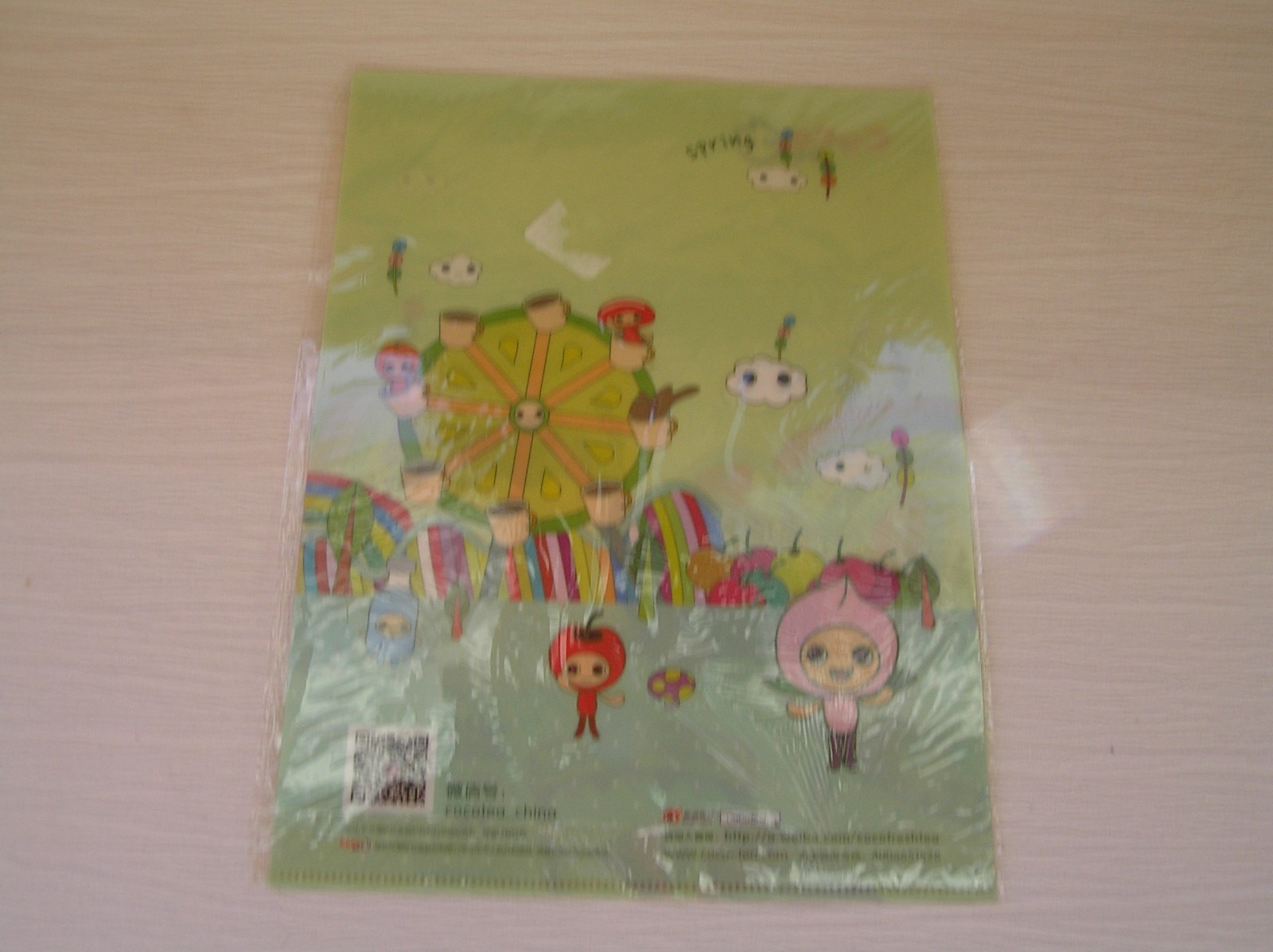 Light Green Japanese COCO Hot Chocolate Ferris Wheel Cloud Characters Plastic