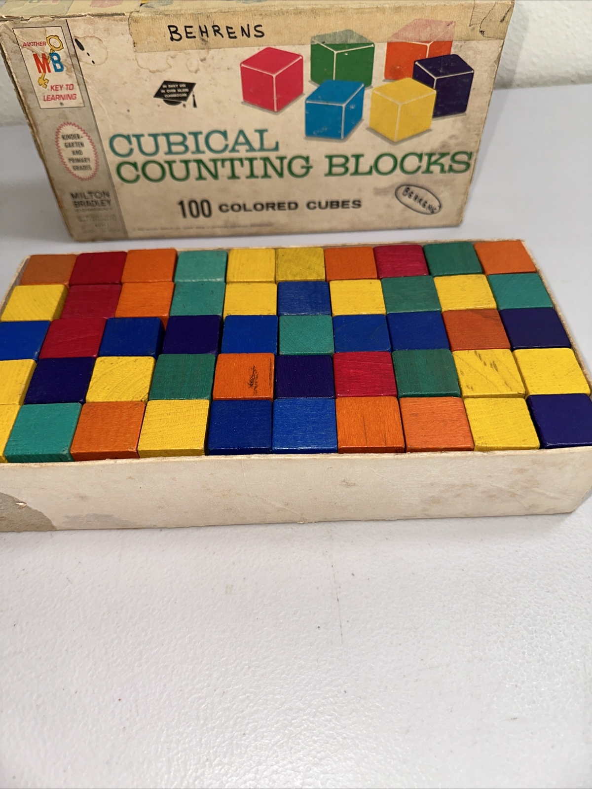 Vintage 1964 Cubical Counting Blocks/ Milton Bradley No. 8039