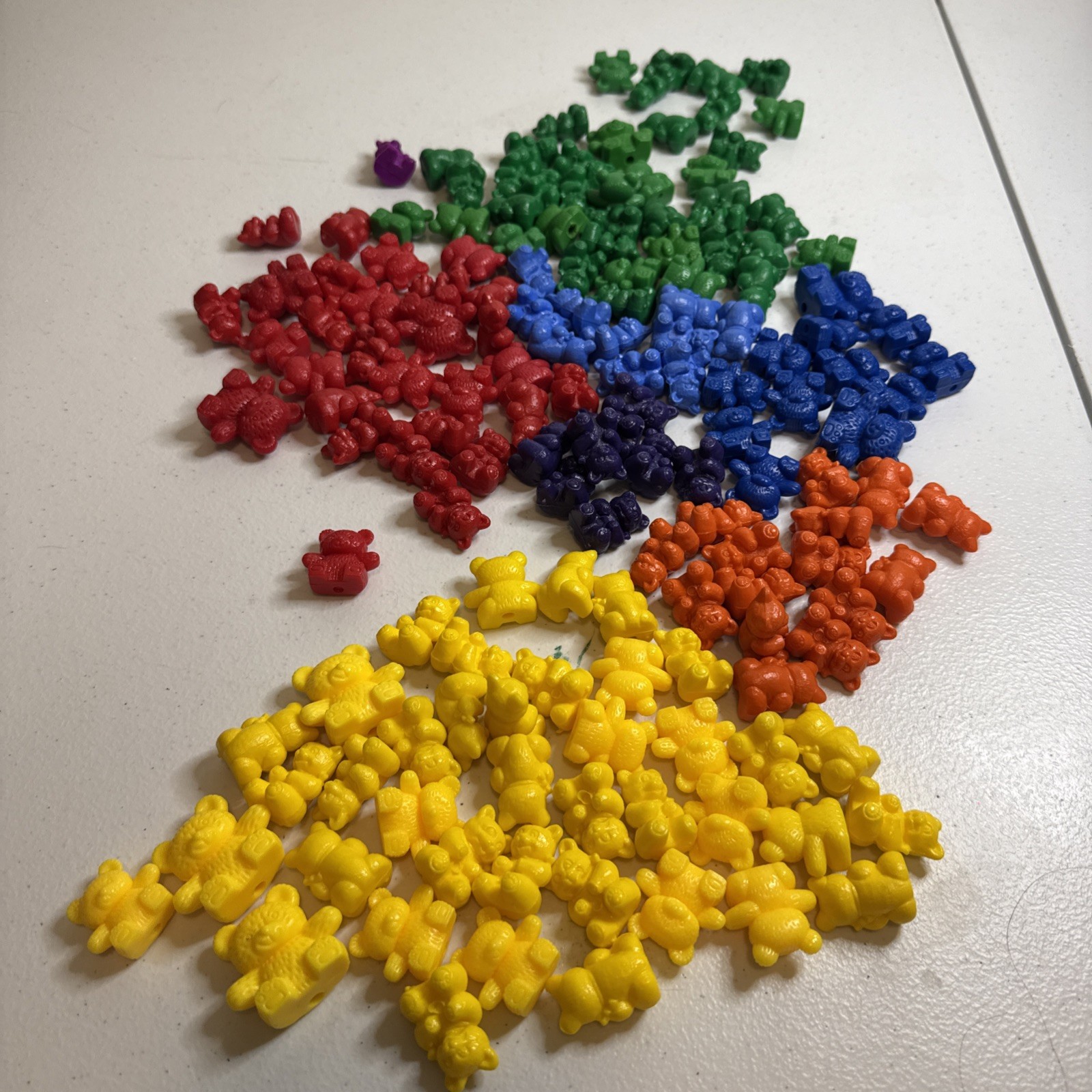 Counting and Sorting Bears 156 Home School Green Yellow Blue Red Purple Orange