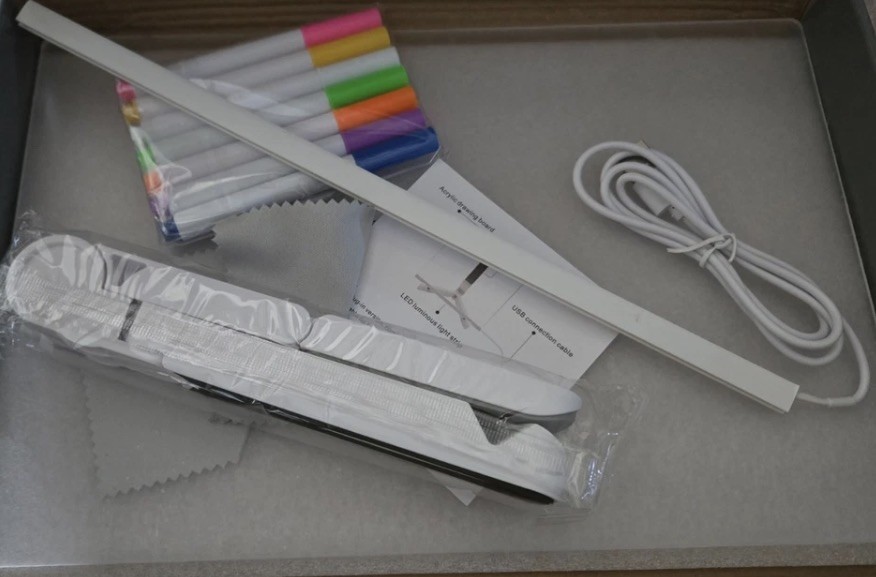 NEW SEALED DIY Acrylic Luminescent Lamp. Great for Children, Businesses etc