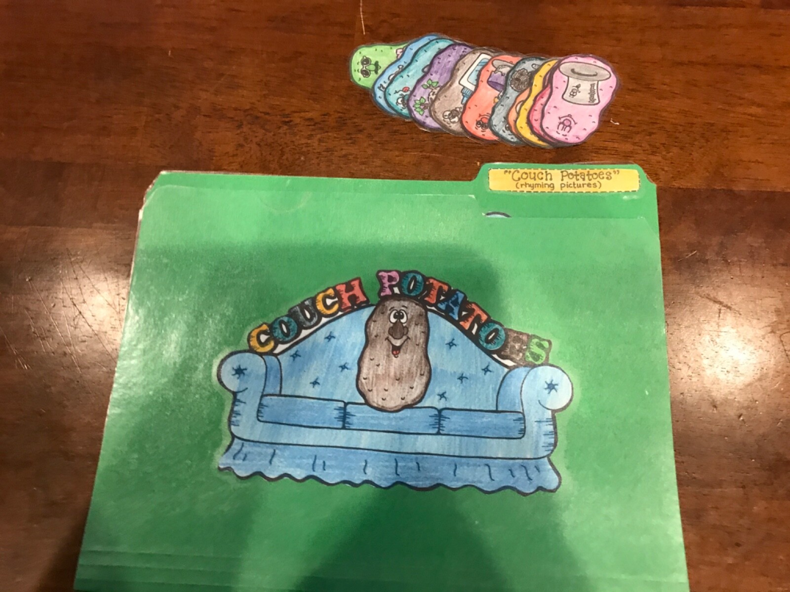 Couch Potatoes! Rhyming pictures 1-4 grades language arts file folder game